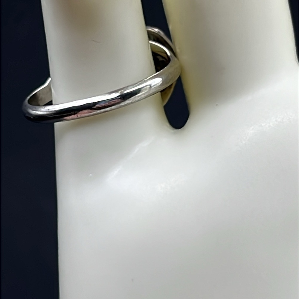 Native American Coral, Turquoise and Sterling Silver split shank ring size 5.5 - Picture 4 of 9